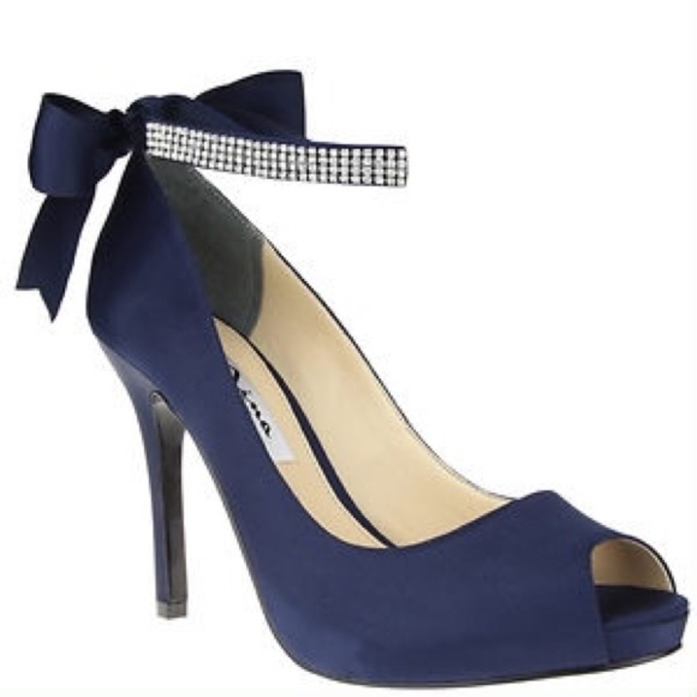Nina 9M Karen Navy Luster Satin Heels